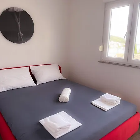 Апартаменты Seaview 11 Ciovo